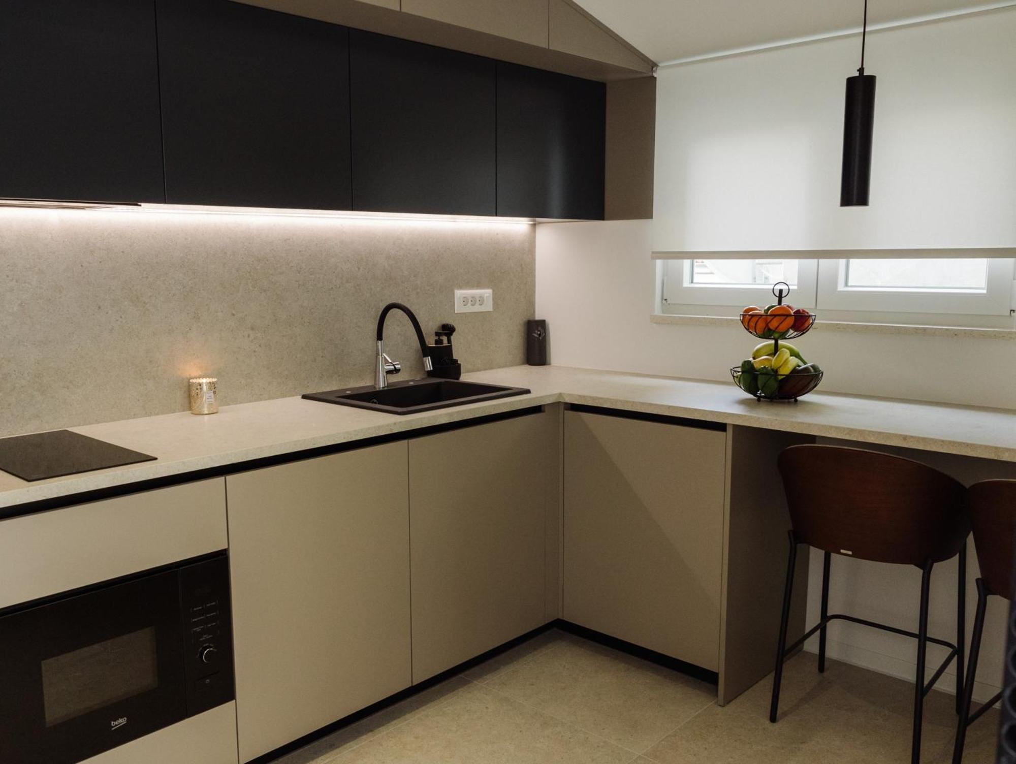 Bastun & Dujka's Balatura Apartment Split